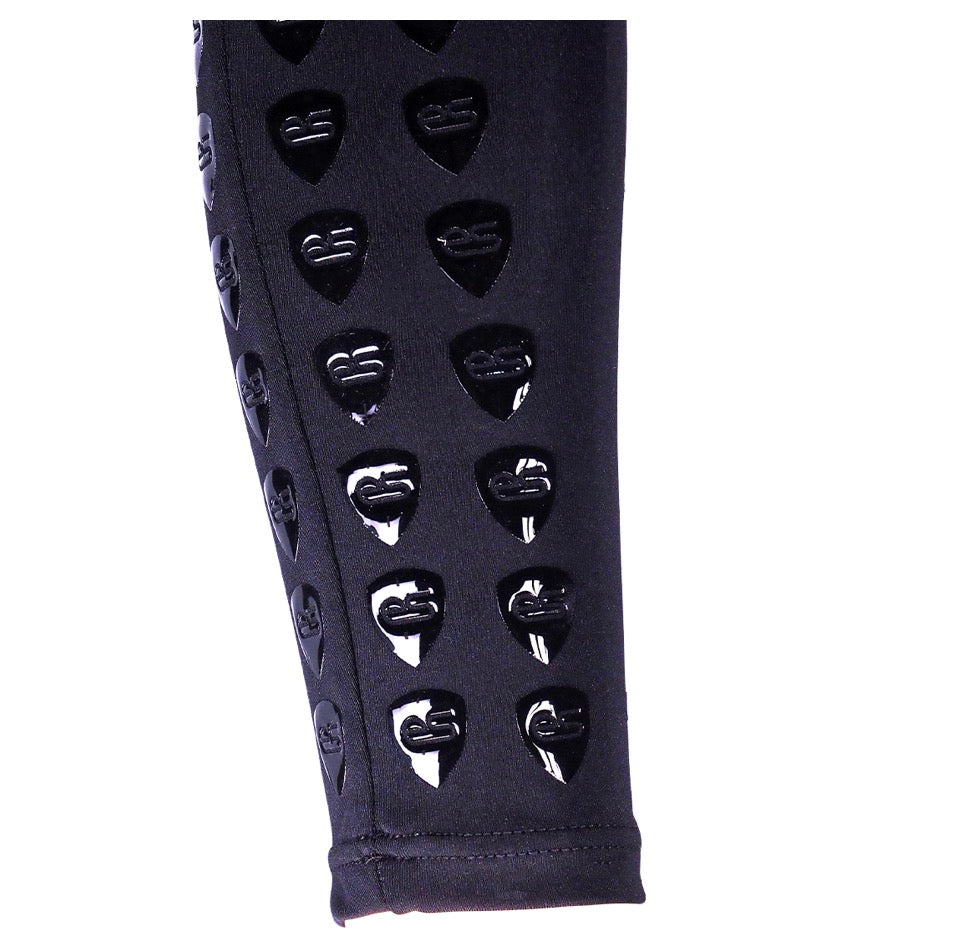 silicone anti-fumble grips on the compression arm sleeve for ball control